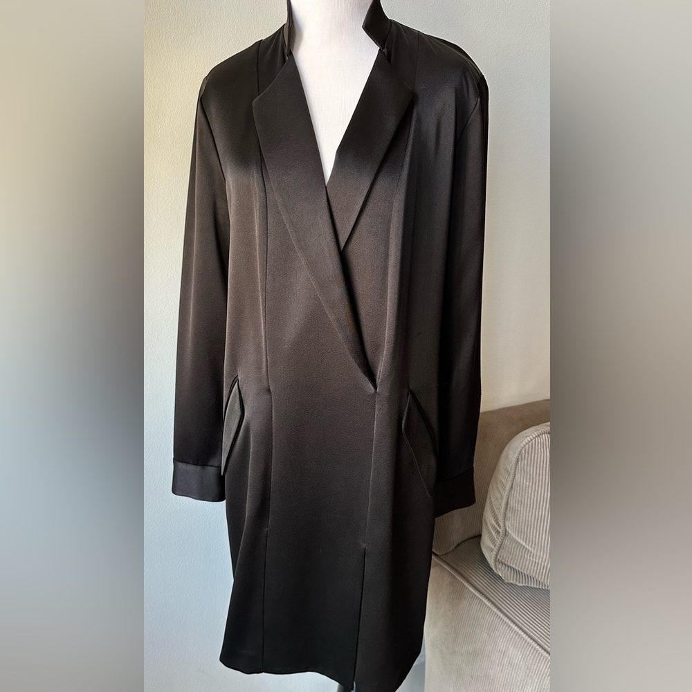 Halston Heritage Black Tuxedo Dress in Size 6.
